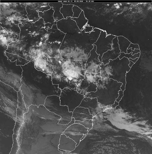 Frente fria traz chuva forte e risco de alagamentos em SP